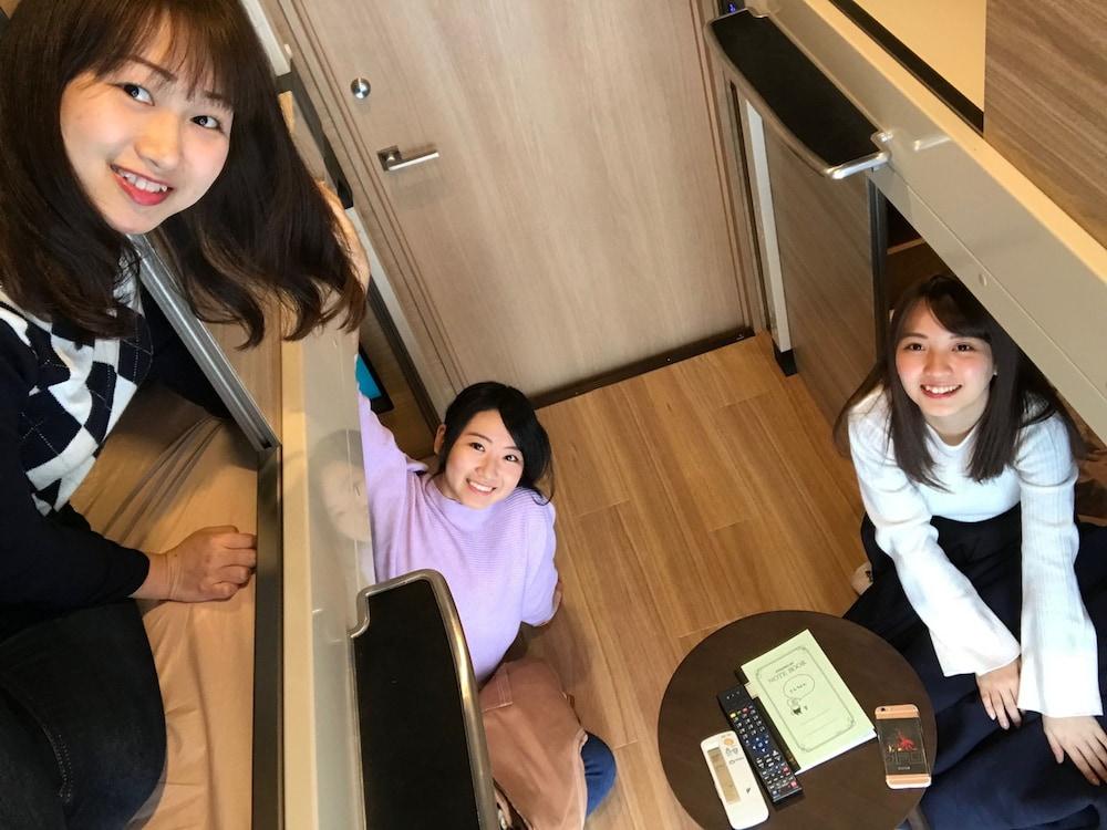 캡슐 호텔 안신 오야도 프리미어 리조트 교토 시조 카라스마 외부 사진